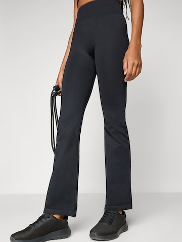 ICANIWILL Rozšírený strih Športové nohavice 'Define' - Čierna