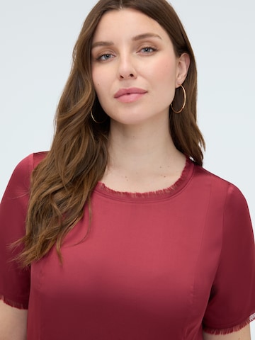 Robe Fiorella Rubino en rouge