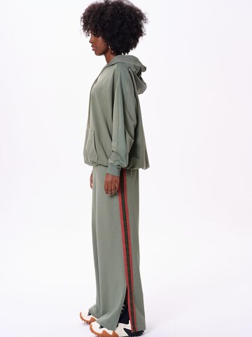 Blue Shadow Wide leg Pants in Green