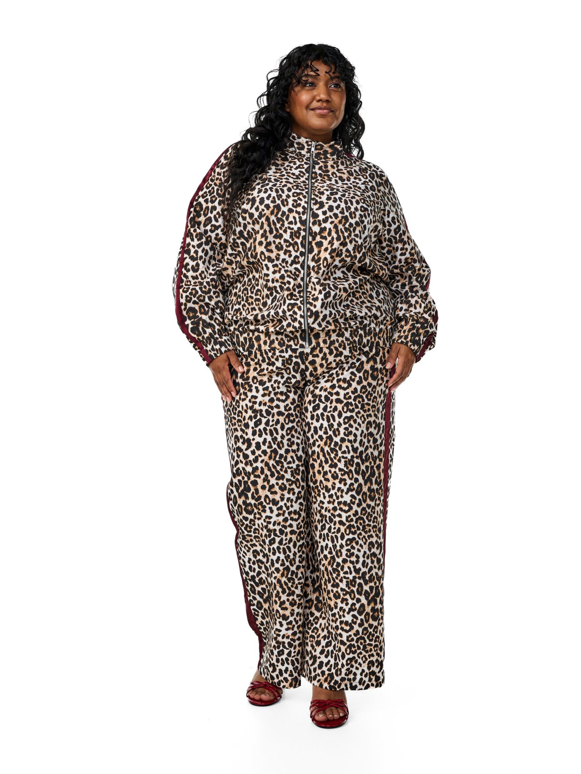 Loosefit Pantaloni 'Eclaru' di Zizzi in beige: frontale