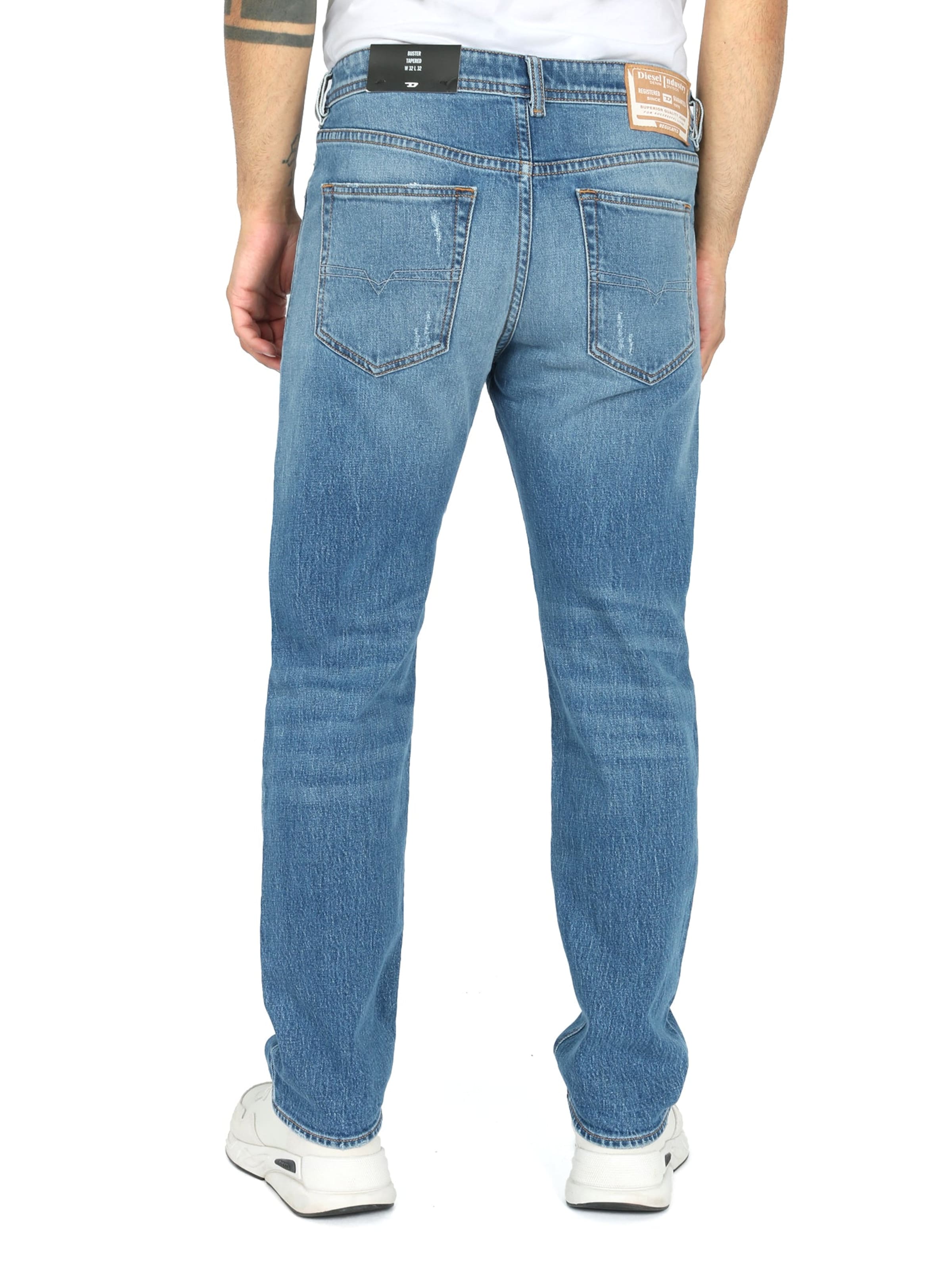 DIESEL Tapered Jeans 'BUSTER-X'‌‌‌‌‌‌‌ in Blau
