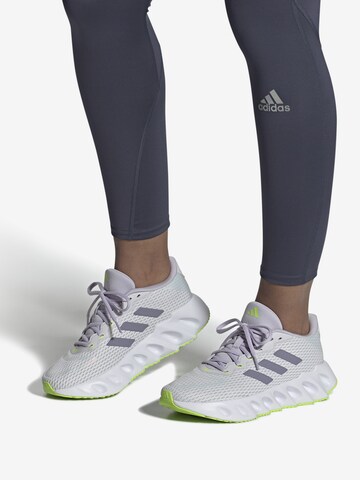 ADIDAS PERFORMANCE Bežecká obuv 'Switch Run' - biela