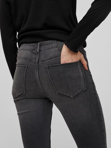 VILA Skinny Jeans 'SARAH' in Grau