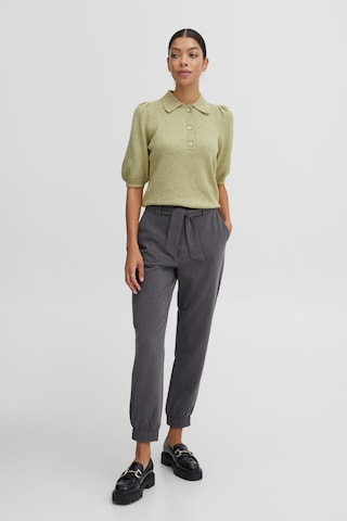 Effilé Pantalon 'DANTA' b.young en gris
