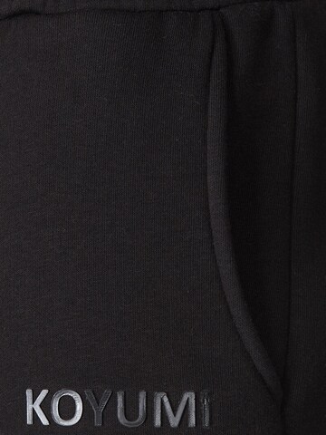 Koyumi Regular Workout Pants 'Jogginghose – 3-fädiger angerauter Stoff, elastischer Bund & Bündchen , Inspector' in Black