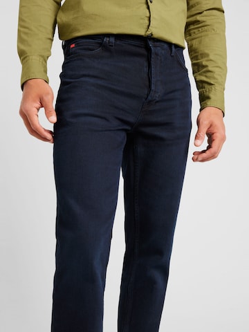 Regular Jeans de la HUGO pe albastru