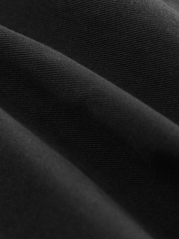 Next - regular Pantalón chino en negro