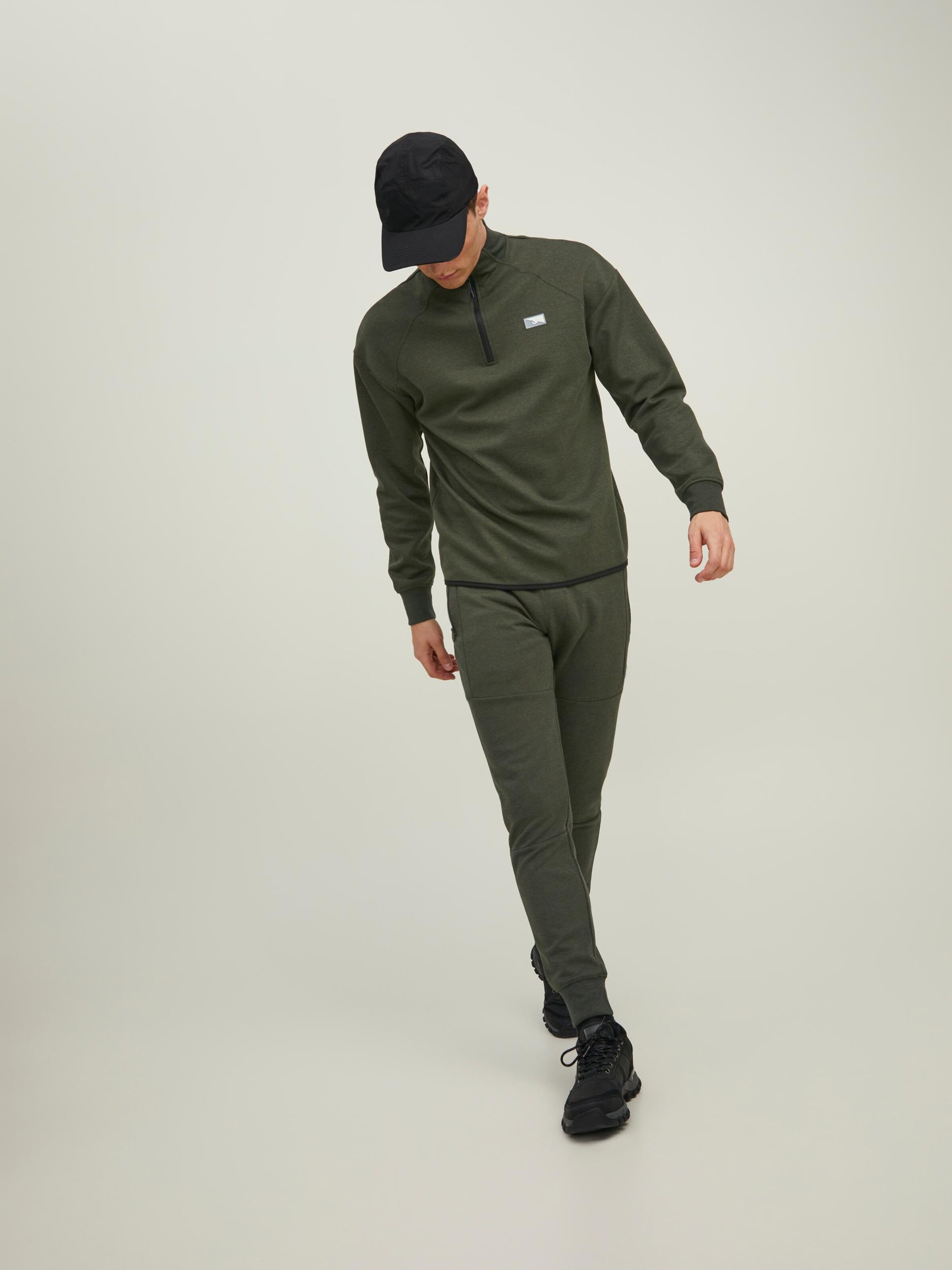 Männer Sweat JACK & JONES Sweatshirt in Dunkelgrün - RV89109 Männer Sweat JACK & JONES Sweatshirt in Dunkelgrün - RV89109