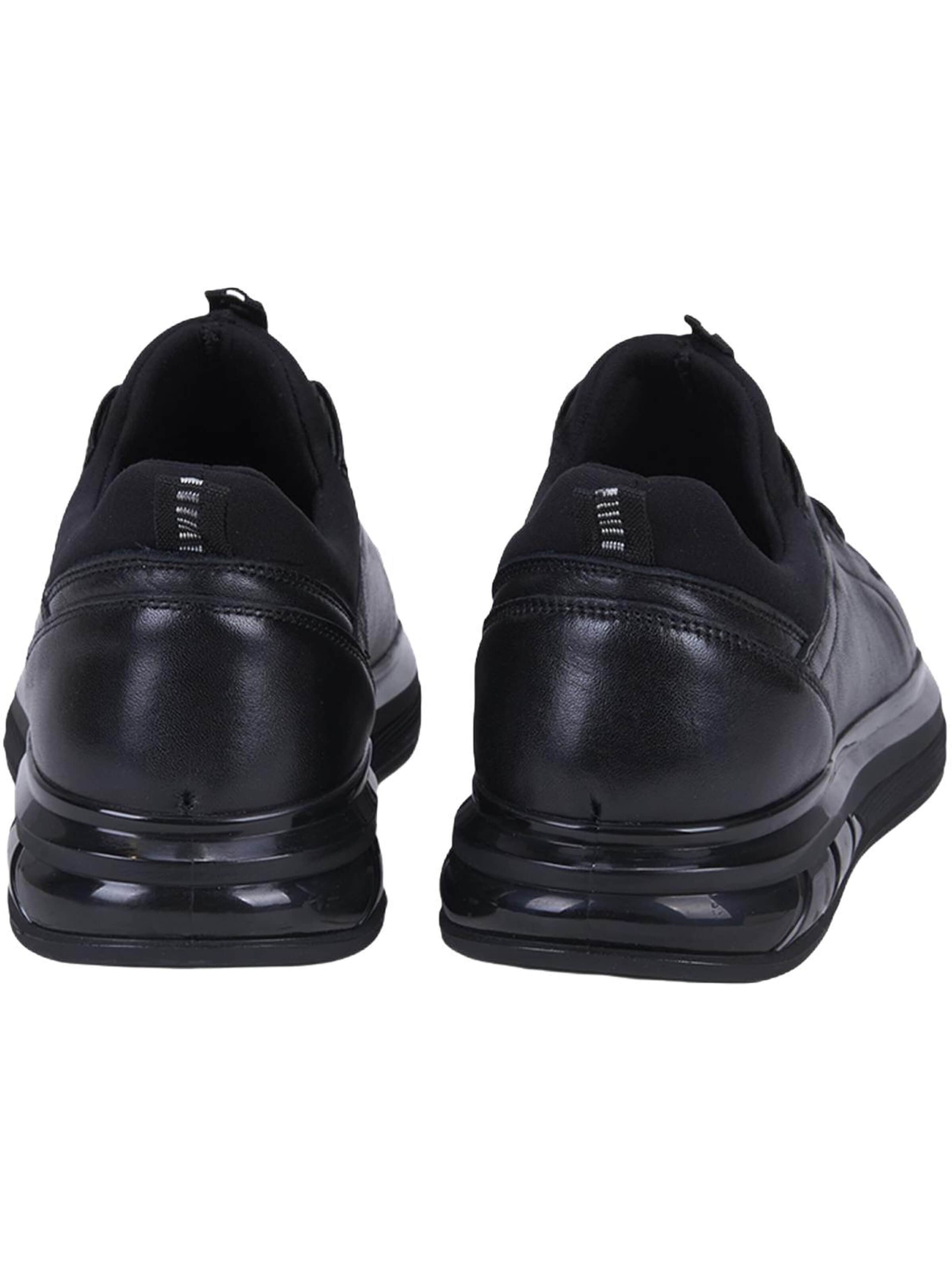 Desa Slip-on 'DESA Herren-Sneaker aus Leder mit elastischen Schnürsenkeln' in Black