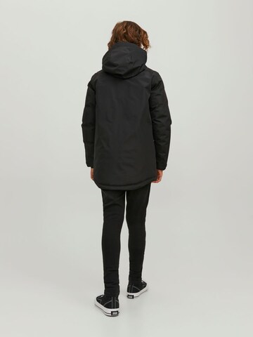 Jack & Jones Junior Performance Jacket in Black