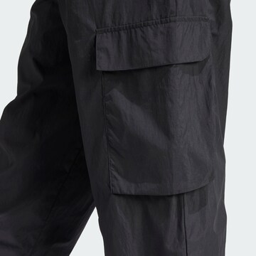 ADIDAS SPORTSWEAR Tapered Sporthose 'City Escape' in Schwarz