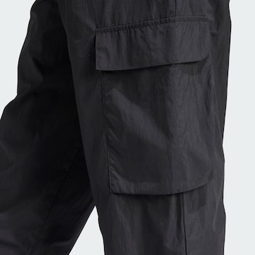 ADIDAS SPORTSWEARLoosefit Sportske hlače 'City Escape' - crna boja