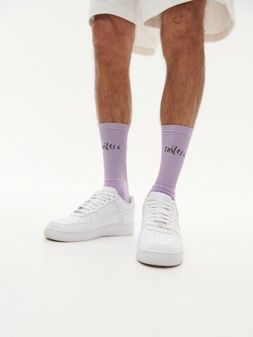 Chaussettes 'Max' Smiles en violet : devant