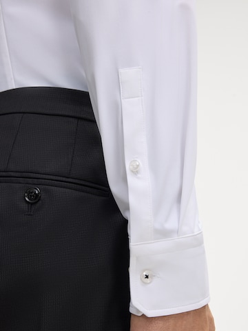 Coupe slim Chemise business 'Pai' JOOP! en blanc