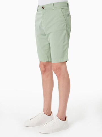 Organication Slimfit Shorts in Grün