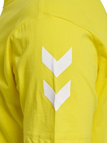 Hummel Sportshirt in Gelb