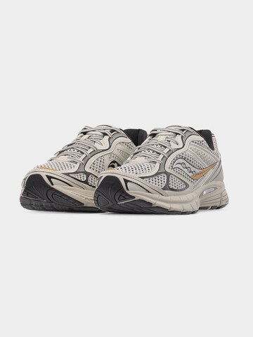 Baskets basses 'PROGRID GUIDE 7' saucony en beige