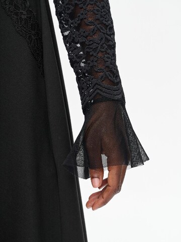 Blue Shadow Kleid‌‌ in Schwarz