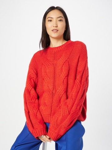 Pull-over NA-KD en rouge : devant