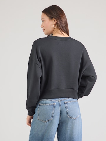 GAP Collegepaita värissä musta