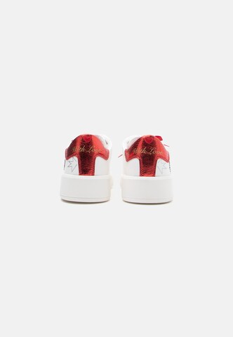 Sneaker low 'LOVE' de la ALDO pe alb