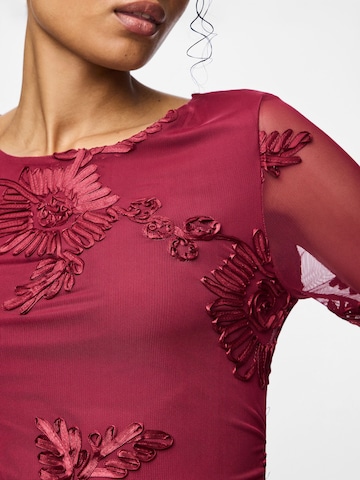 Robe 'PCOffia' PIECES en rouge