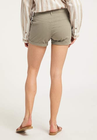 DreiMaster Vintage Slimfit Shorts in Beige