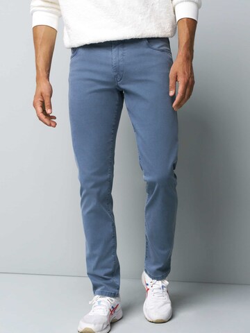 Coupe slim Jean 'M5' MEYER en bleu : devant