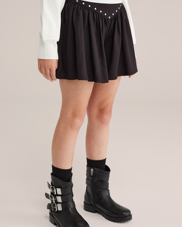 Regular Pantalon WE Fashion en noir : devant