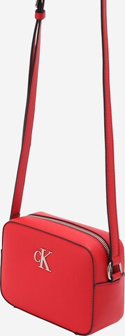 Calvin Klein Jeans Taška přes rameno – červená