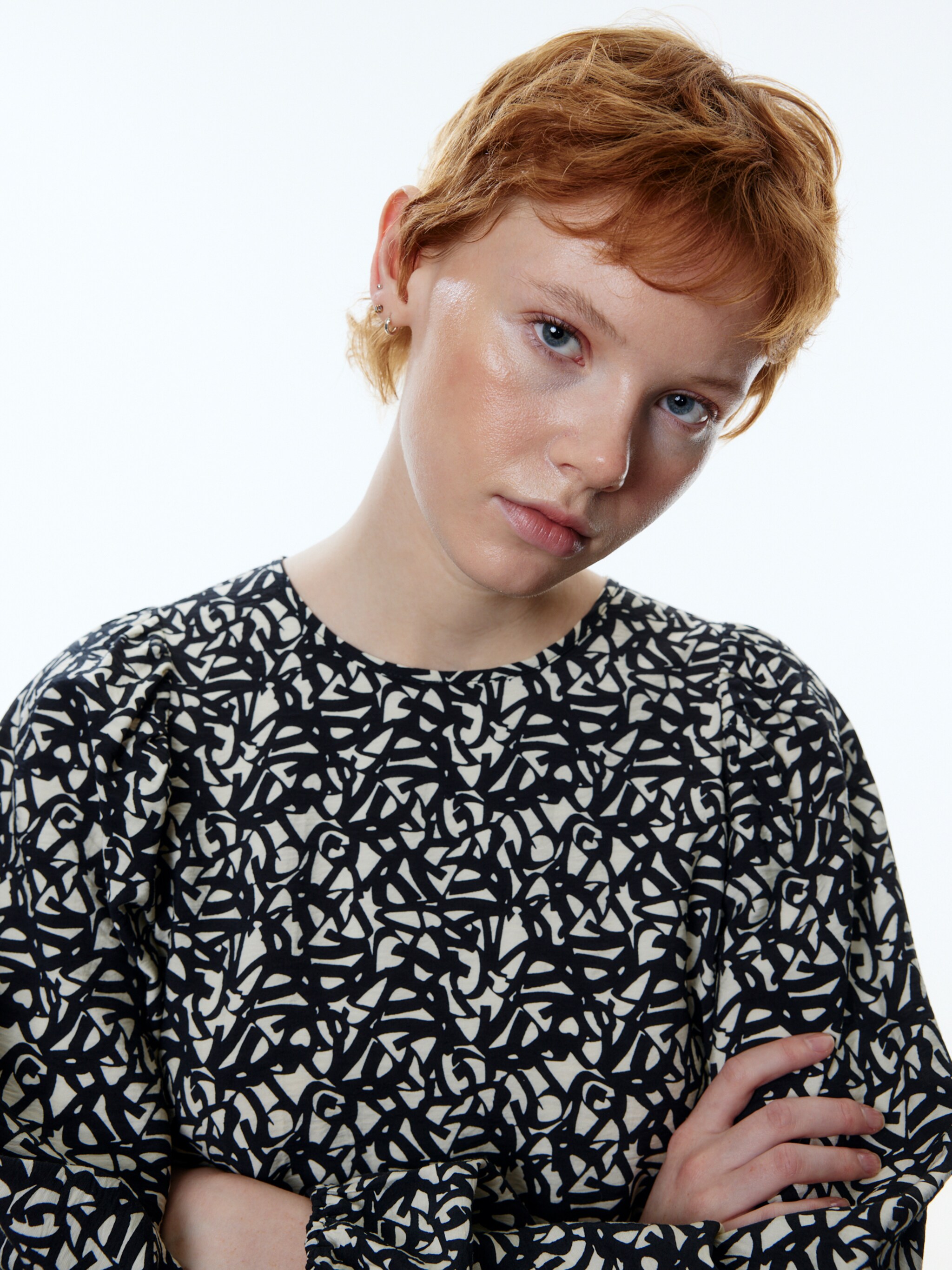 EDITED Produits Robe 'Enja' beige