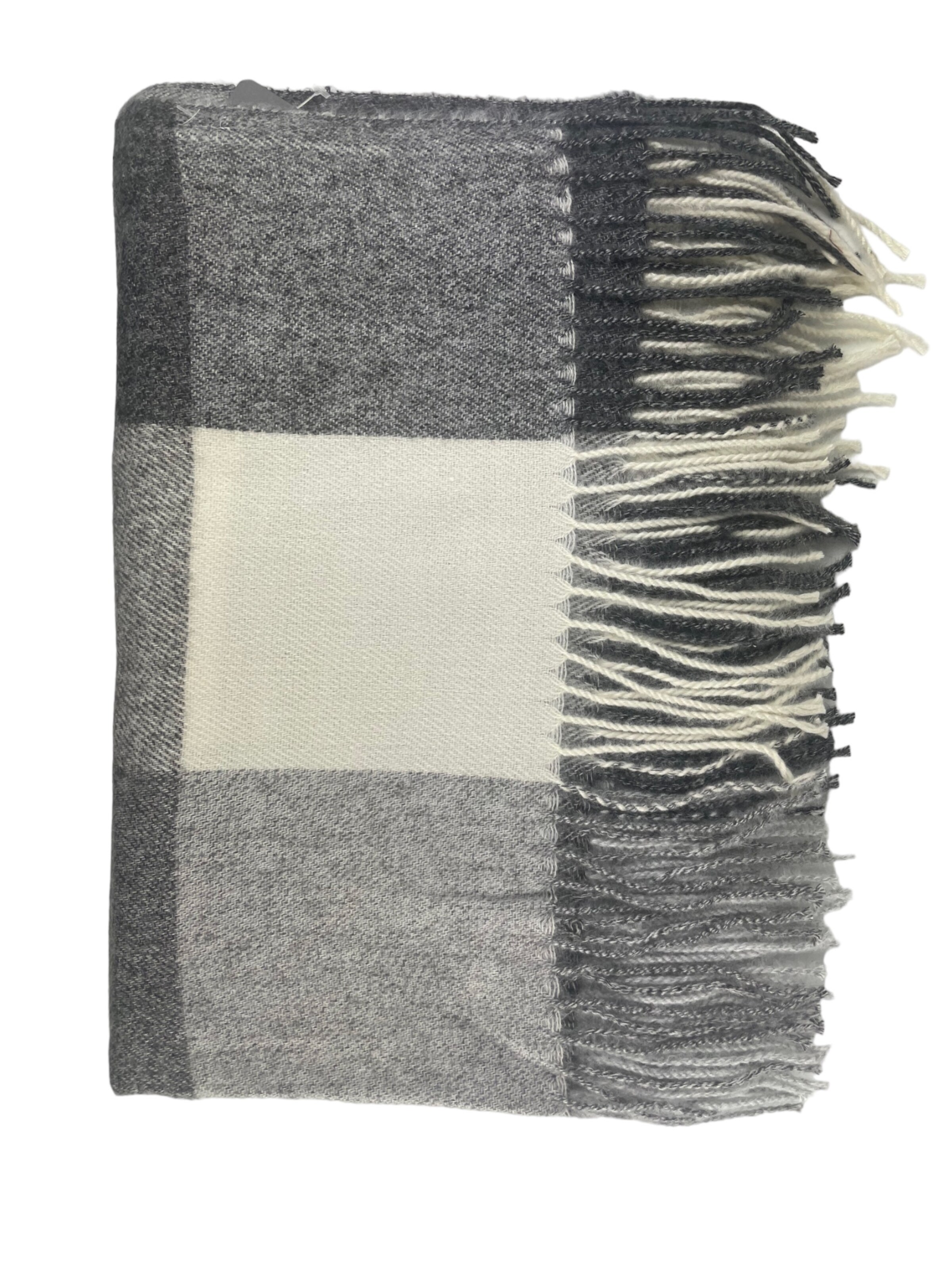 Kumixi Oversized Scarf in Grey