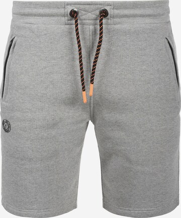 !Solid Regular Pants in Grey: front