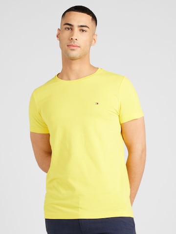TOMMY HILFIGER Slim Fit Тениска в жълто: отпред