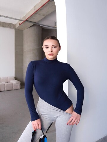 C&City Shirtbody in Blau: Vorderseite