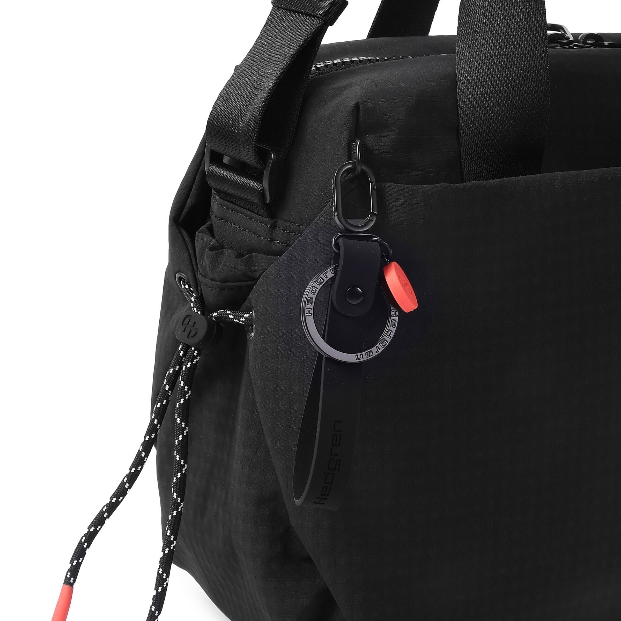 Hedgren Handtasche 'String' in Schwarz