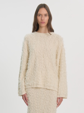 EDITED Sweater 'Bailee' in Beige: front