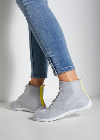 LASCANA High-Top Sneakers in Grey: front