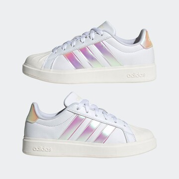 Chaussure de sport ADIDAS SPORTSWEAR en blanc