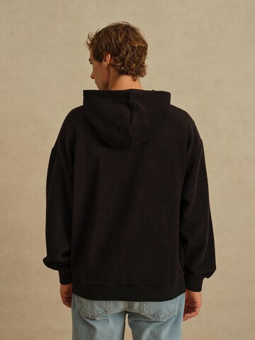 Felpa 'Kerem' di DAN FOX APPAREL in nero