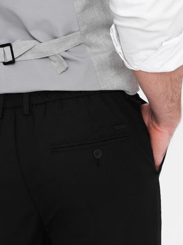 Regular Pantaloni sport de la Ombre pe negru