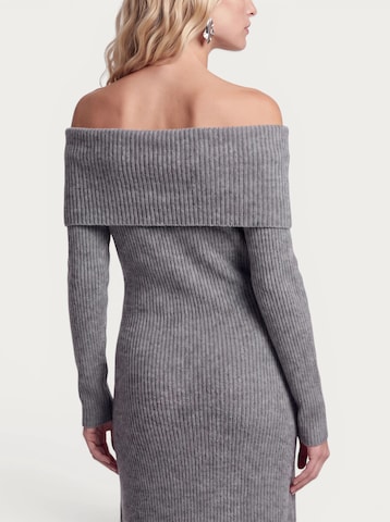 Robe ATRE en gris