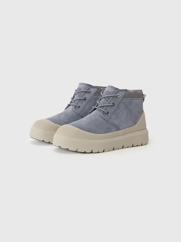 UGG Μπότες με κορδόνια 'NEUMEL' σε μπλε
