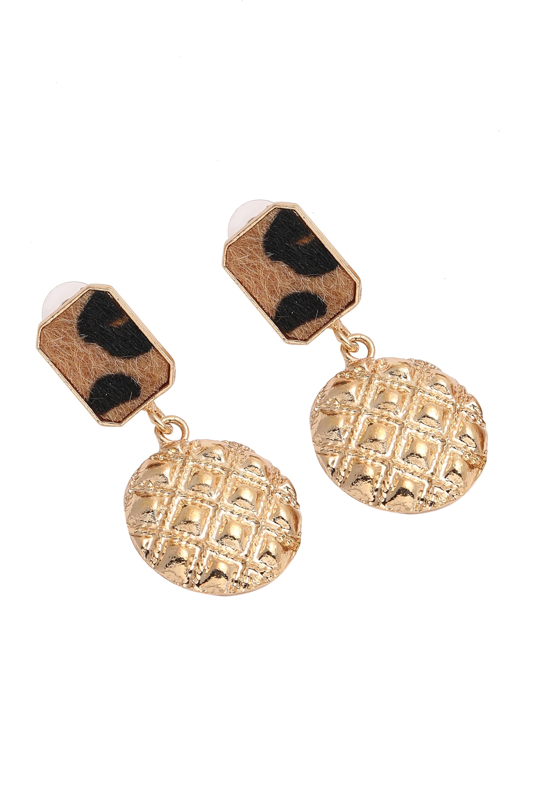 SOHI Earrings 'Conradine' in Gold: front