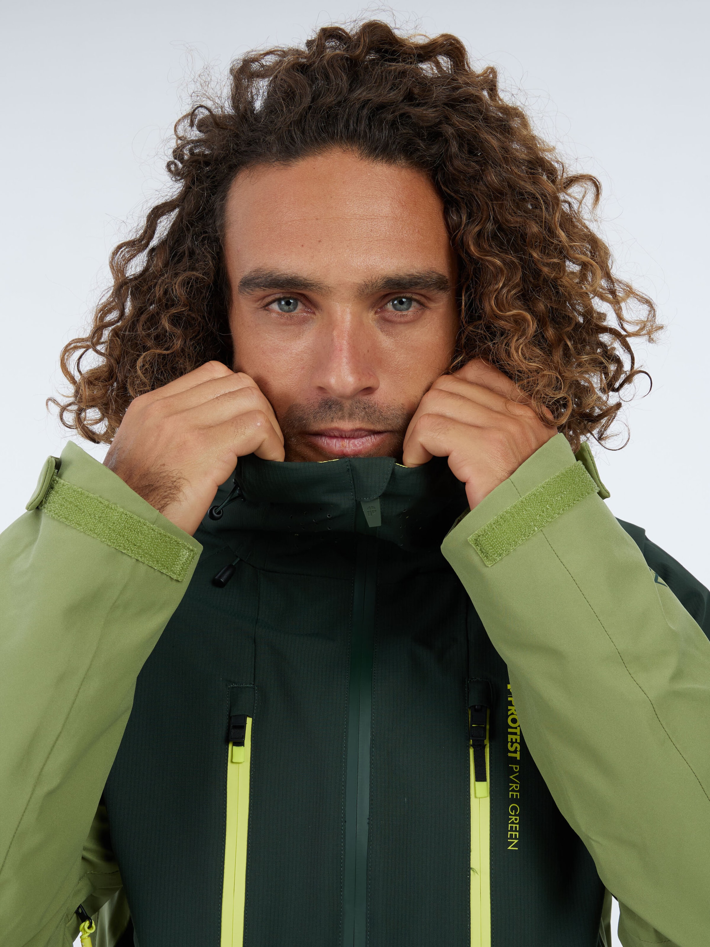 PROTEST Sportjacke 'PRTZoot'‌‌‌‌‌‌‌‌‌‌ in Grün