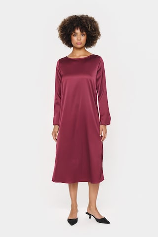 SAINT TROPEZ Jurk 'Zhafia' in Rood: voorkant