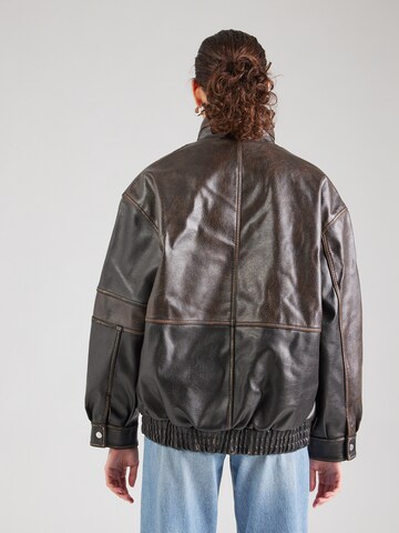 TOPSHOP Jacke in Braun