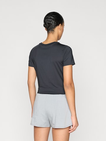 Maglia funzionale 'ONE CLASSIC' di NIKE in nero