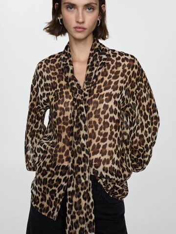 MANGO Blouse 'Garden' in Bruin: voorkant