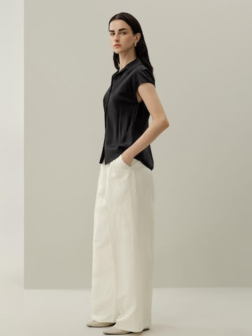 Lilysilk - Blusa en negro